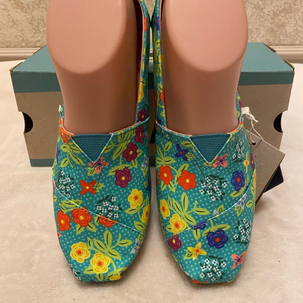 Toms Baltic Blue Autumn Floral Organic Cotton Slip-On Flats - Picture 5 of 13